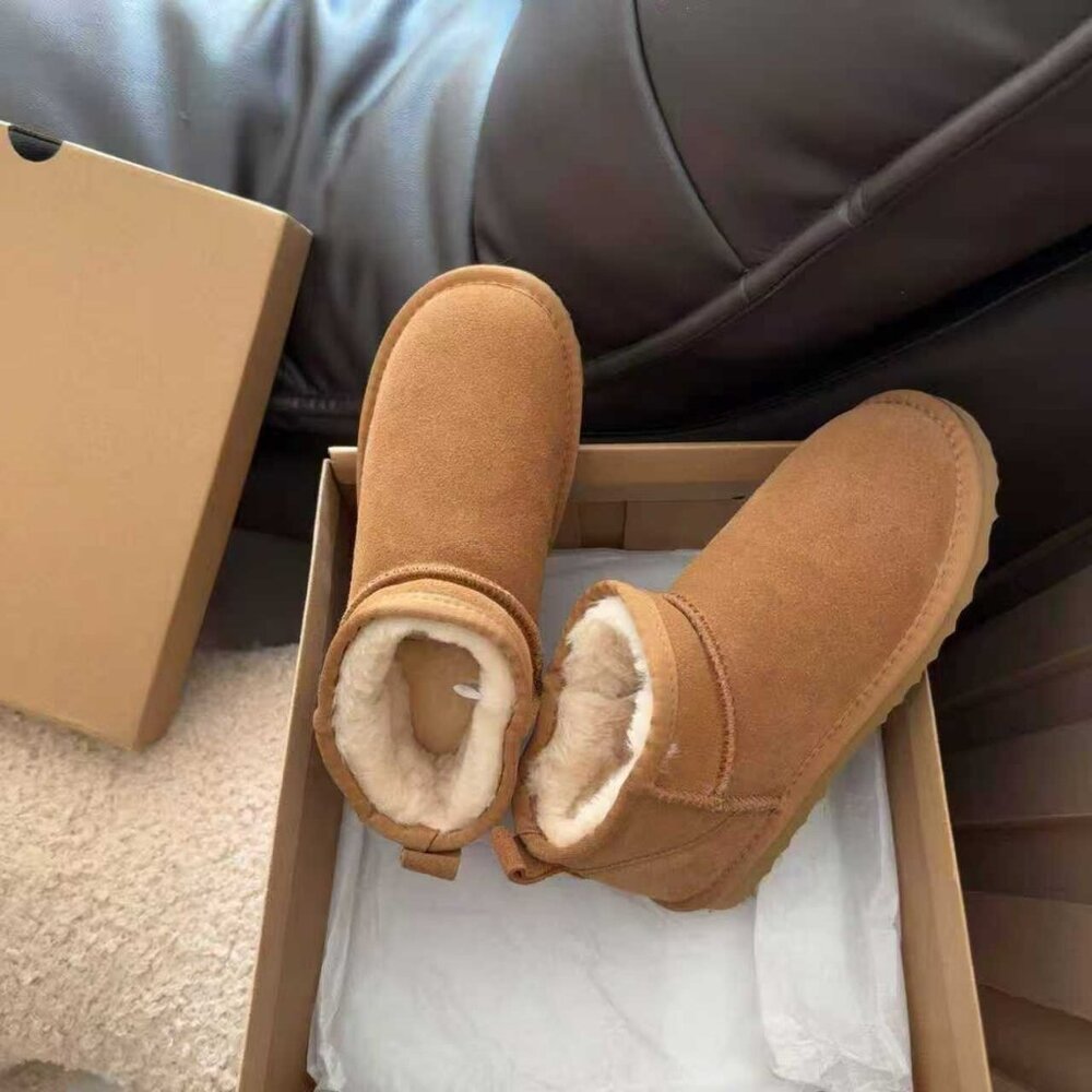 UGG Classic Ultra Mini Boots chestnut